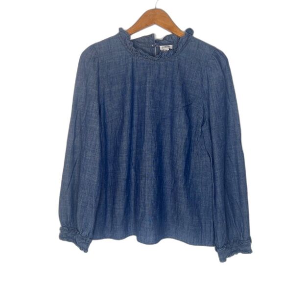 J Crew Ruffled Trim Chambray Blouse Blue Neutral Basic Size Medium Minimalist - Picture 3 of 10